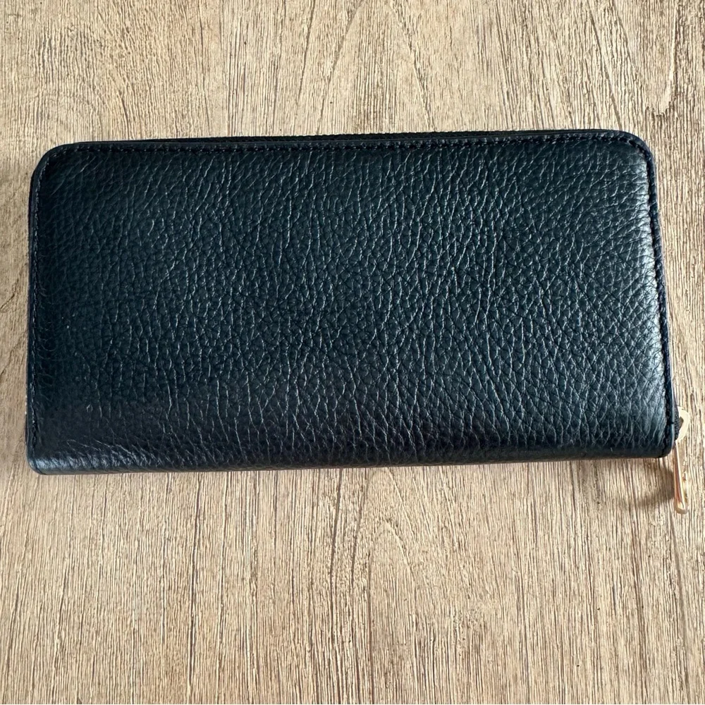 Coach Crossgrain Leather Zip Around Wallet - Black